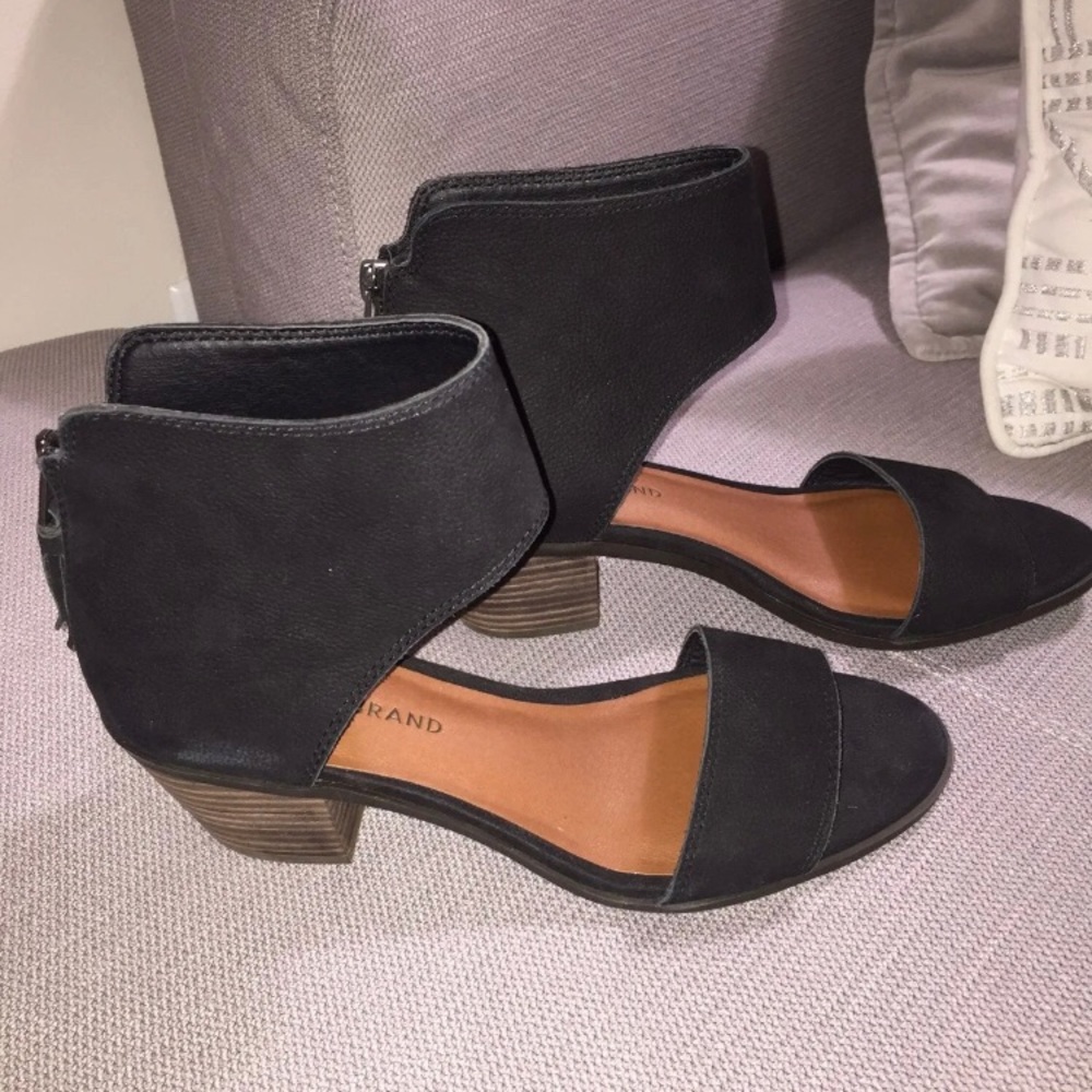 Lucky Brand Heel Sandals sz 7.5